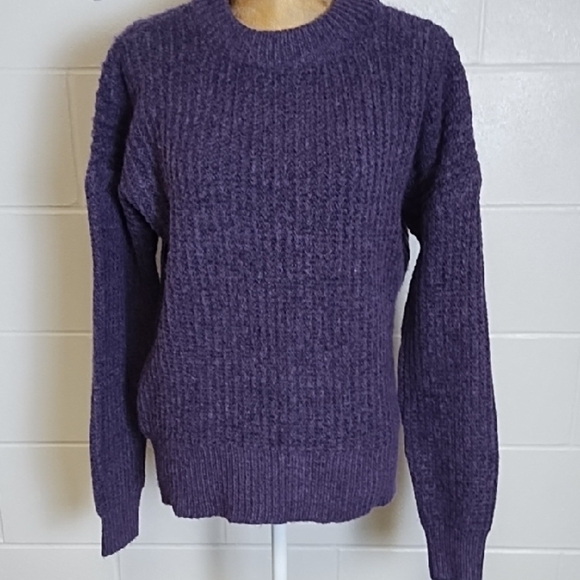 Purple Crewneck Very Soft Sweater with Chunky Look Ribbed Knit - Picture 1 of 9